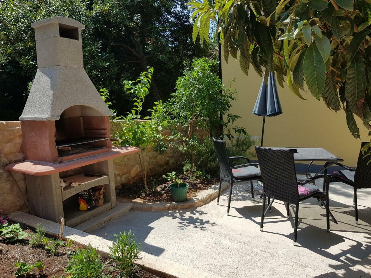 Apartment Zdenka Veli Lošinj Exterior foto